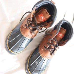 Women’s boots size 7